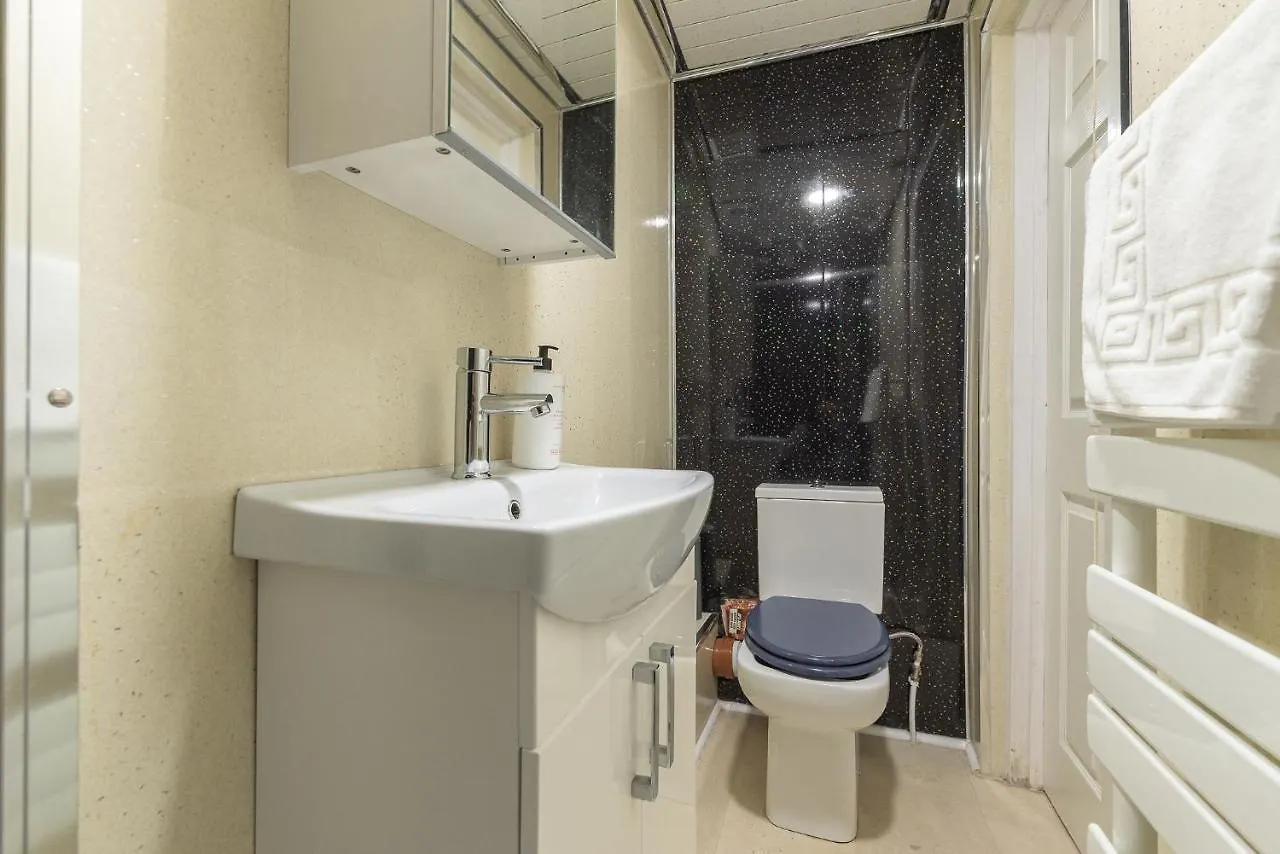 Apartment Contemporary 3 Bed City Centre Appartment - Ensuite Edinburgh